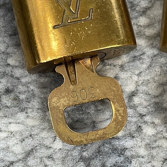 Bulk Lot Louis Vuitton Lock and Key Set of 3 Numbers 302 304 306 - Picture 2 of 9